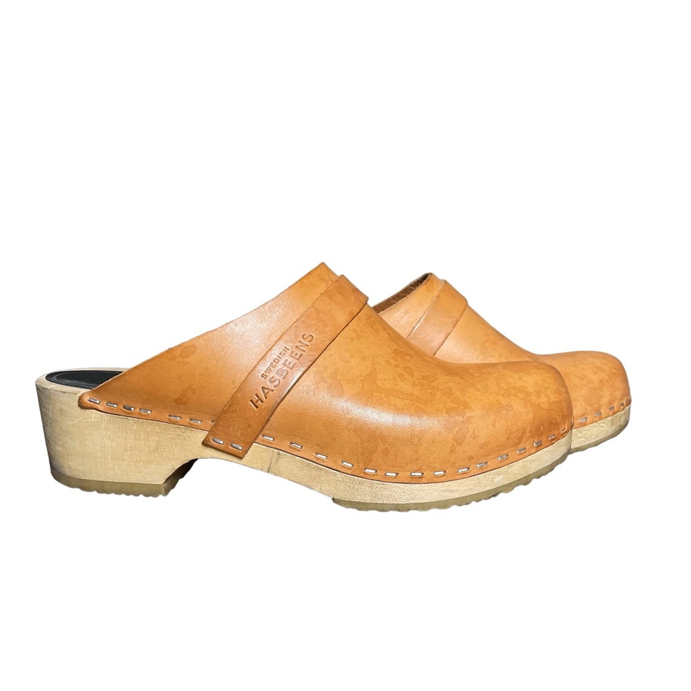 Swedish Hasbeens Tan Leather Clogs